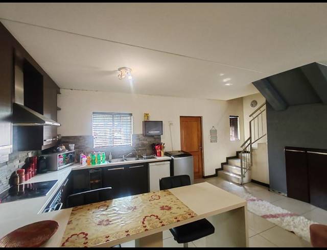 2 BEDROOM DUPLEX FOR SALE IN GREENSTONE HILL